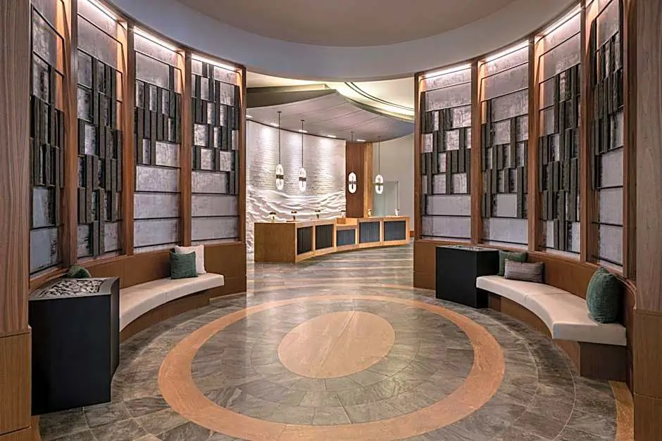 Renaissance Boston Seaport District-3